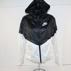 Nike windbreaker 